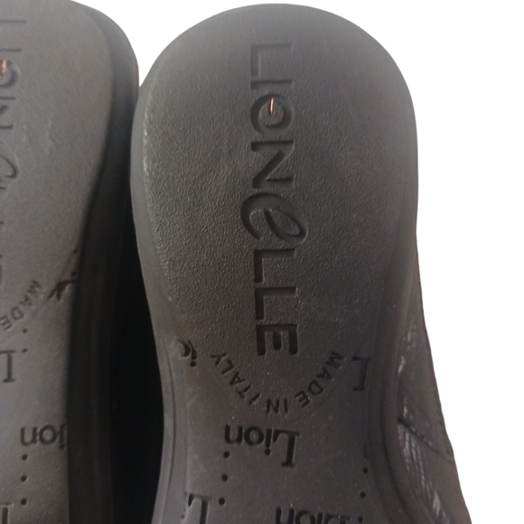 LIONELLE Black Leather Sneaker Comfort Shoes US size 5 Like New - Picture 10 of 11